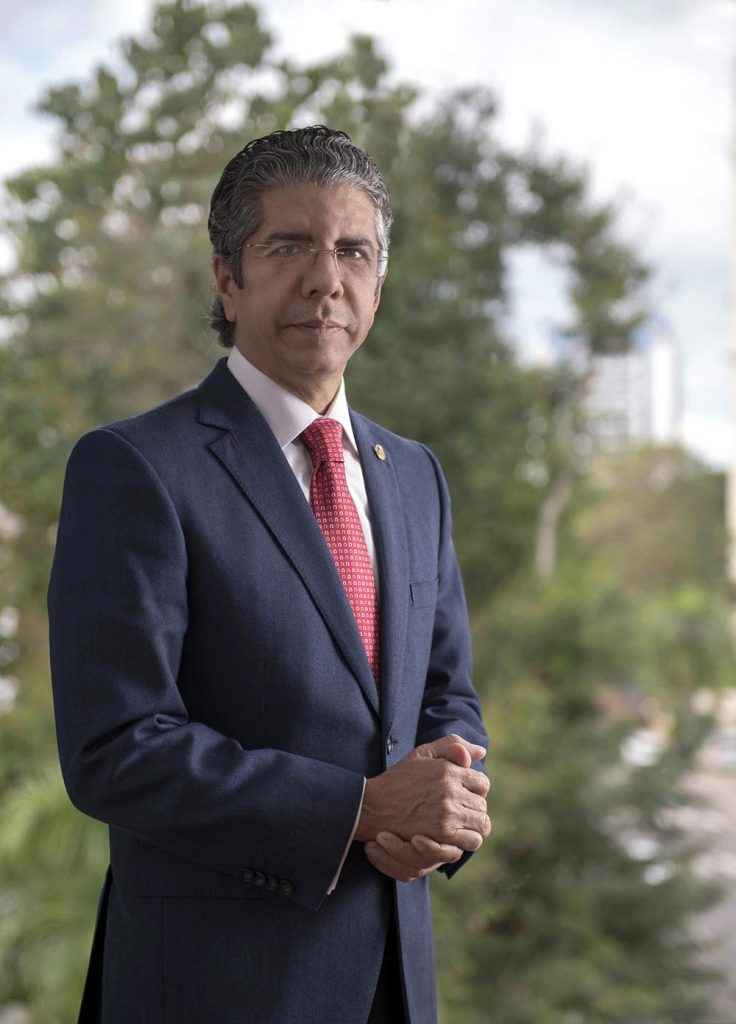 Guillermo Rondón presidente ejecutivo del Banco Ademi