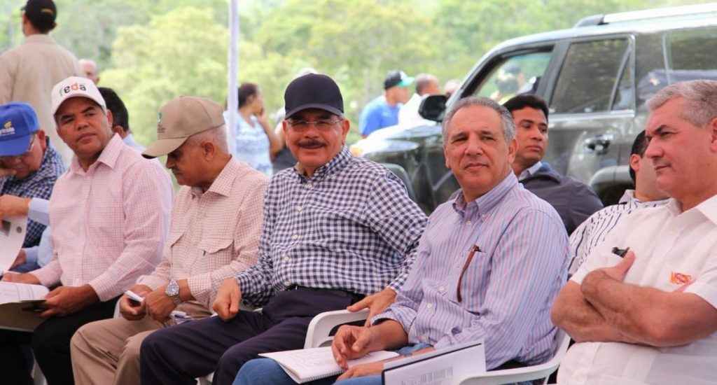 Danilo Medina promete