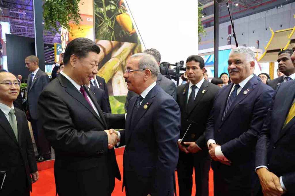 Xi Jinping y Danilo Medina 1