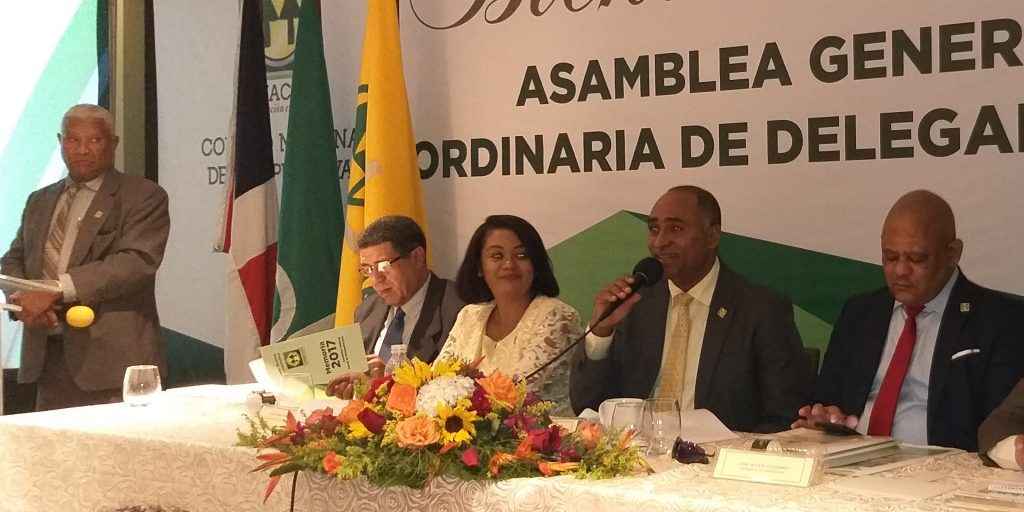 El licenciado Julito Fulcar dirige la Asamblea General Ordinaria de Delegados Conacoop 2018