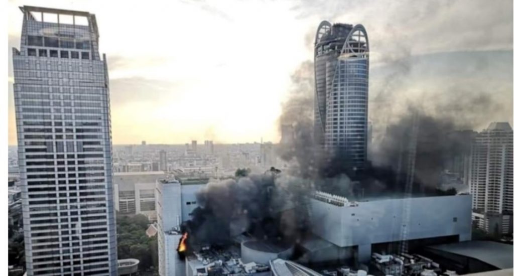 Tres muertos y siete heridos en un incendio en un hotel del centro de Bangkok