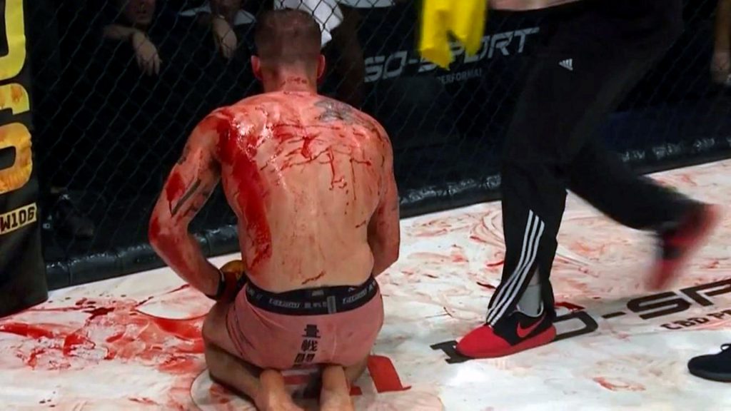 Bano de sangre en la MMA
