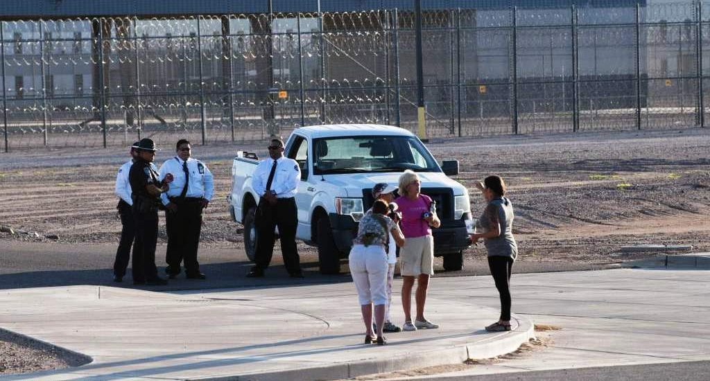Indocumentados en centros de detención de EEUU denuncian tortura psicológica