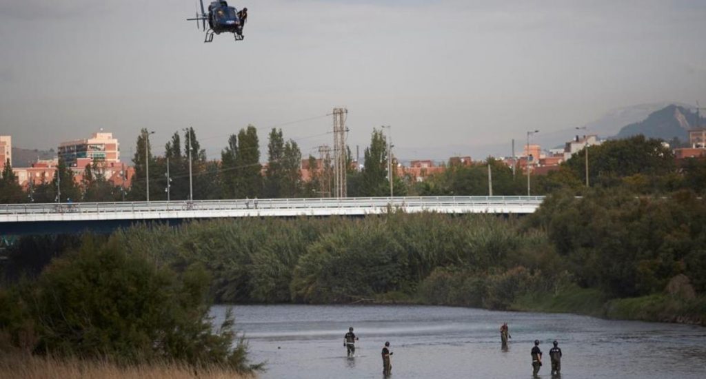 Hallan sin vida a bebé arrojado a un río en España por su padre menor de edad