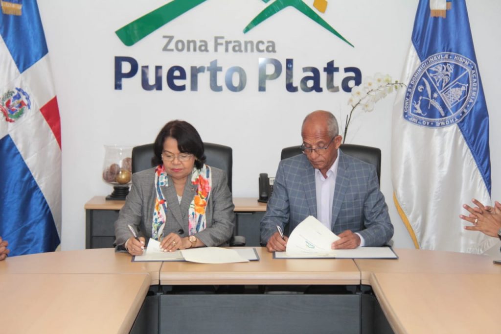 UASD firma acuerdo interinstitucional con la Corporación Zona Franca