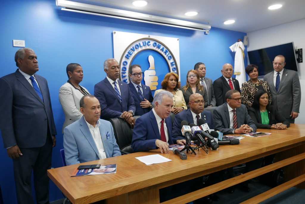 Antonio Taveras denuncia recorte de RD$2,400 millones a Provincia Santo Domingo Antonio y diputados 2