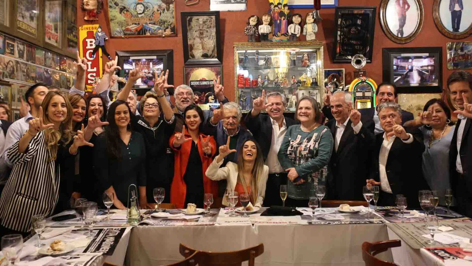 Grupo de Puebla con Lula