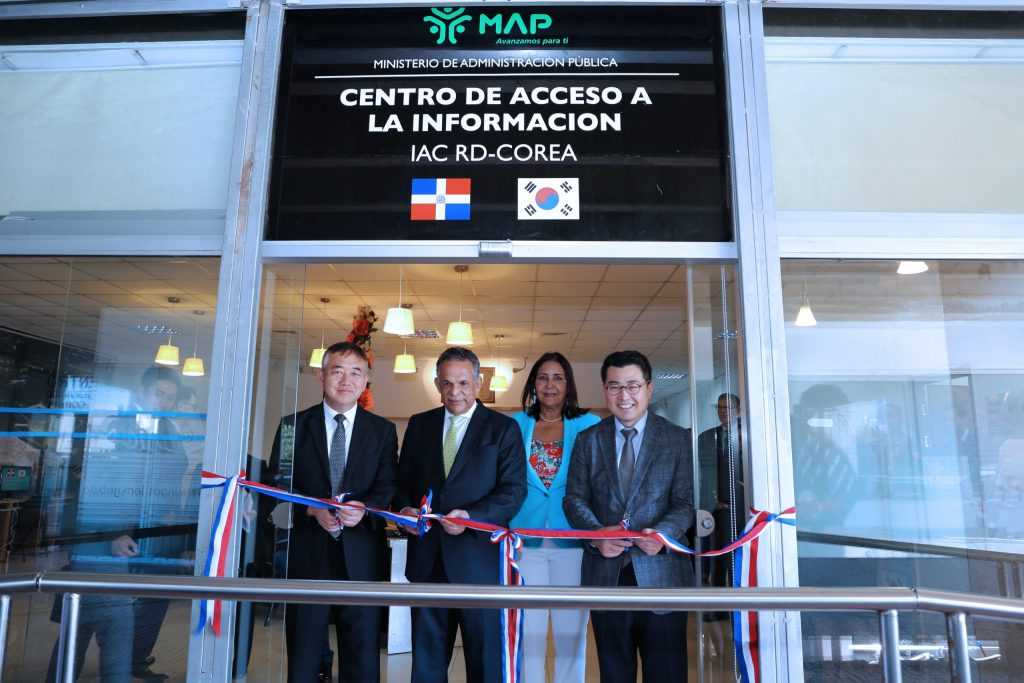 MAP y embajada de Corea reinauguran Centro de Acceso a Información MAP y embajada Corea reinauguran Centro Acceso Información scaled