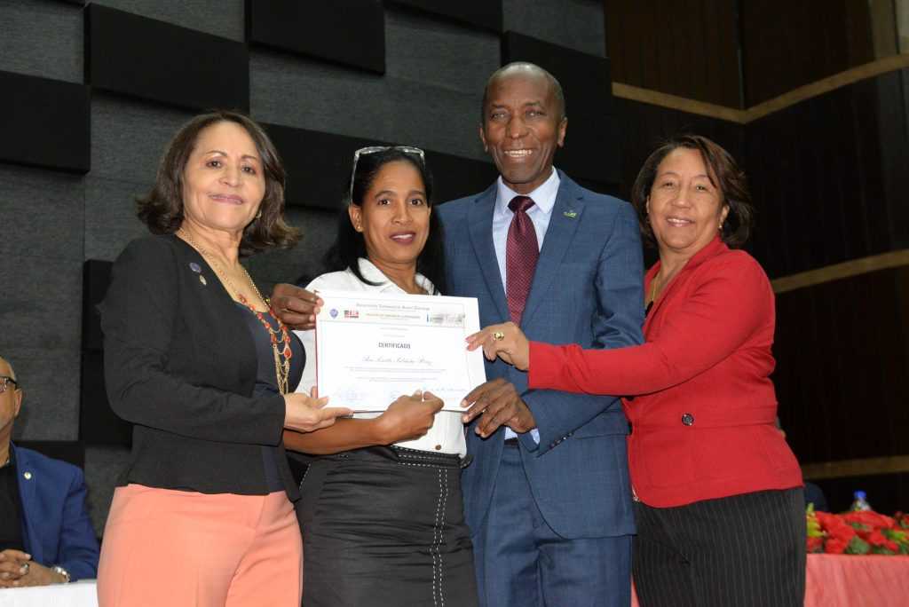 MINERD INAFOCAM y UASD concluyen programa de capacitación