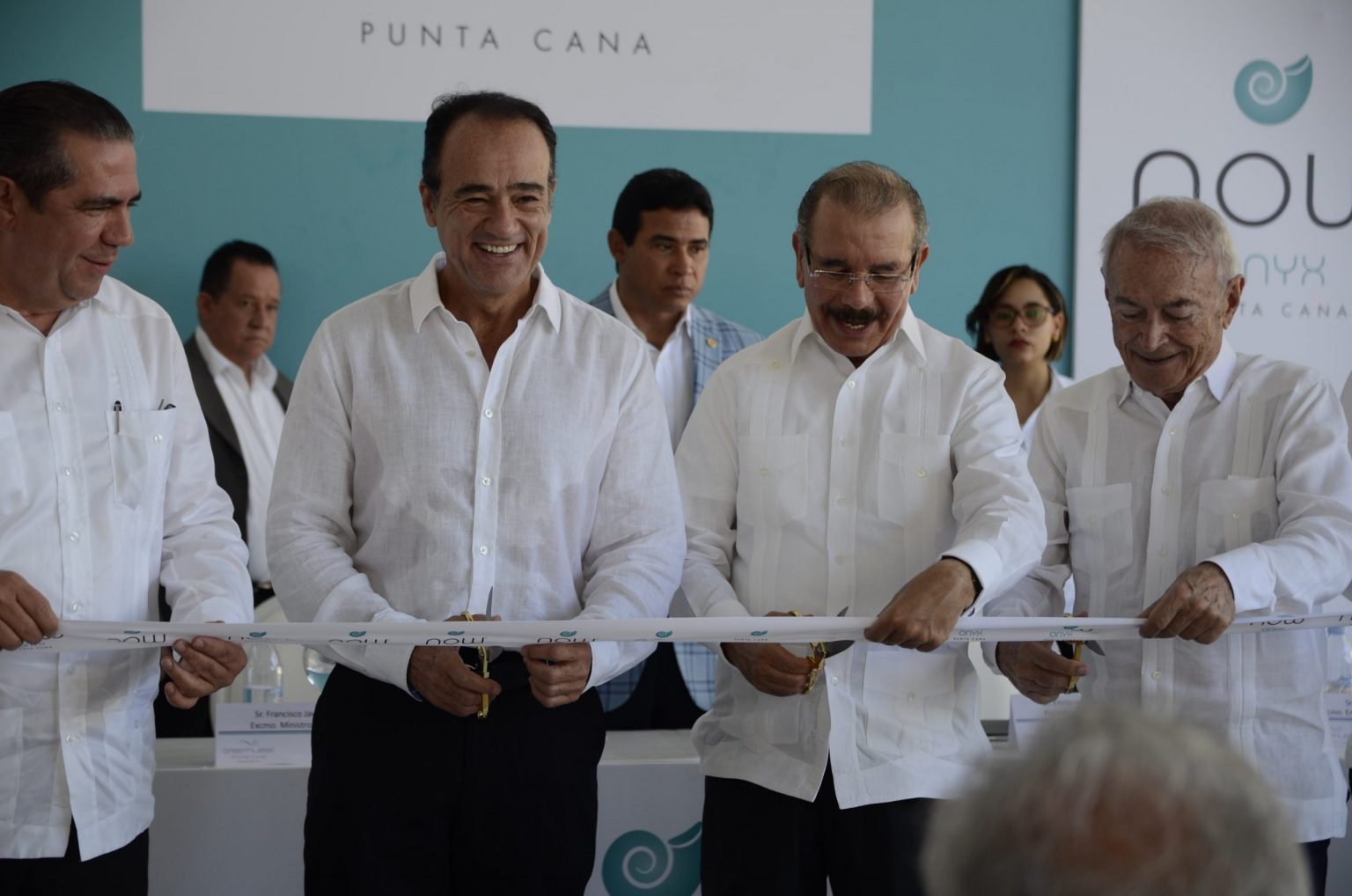 Presidente Danilo Medina encabeza corte de cinta scaled