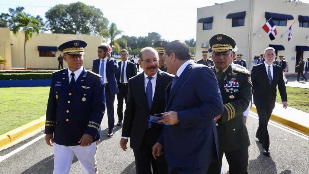Danilo Medina expresa deseo de paz y prosperidad