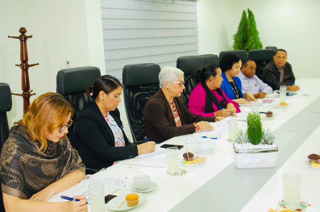 Inafocam integra a UTESA y UCATECI en Programa Docentes de Excelencia Inafocam realiza inducción a UTESA y UCATECI