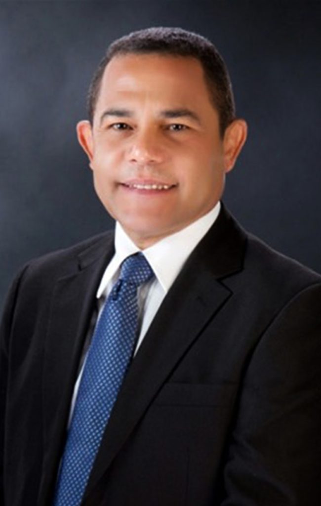 Rafael Ovalles Director General INFOTEP