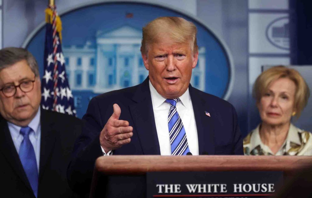 Trump: “Nuestro pueblo quiere volver a trabajar; la cura no puede ser peor que la enfermedad” Trump 1