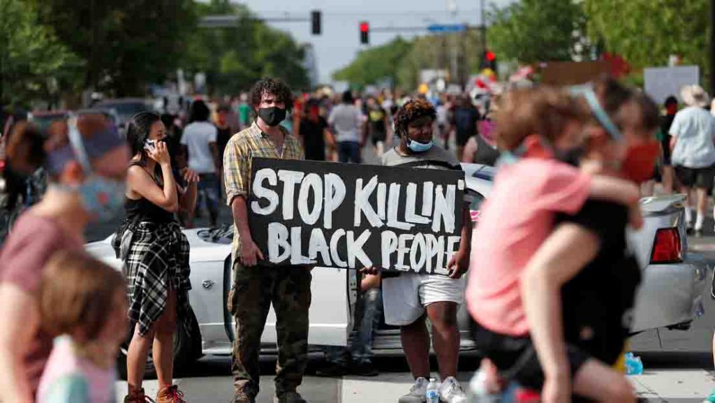 protestan por la muerte de un afroamericano