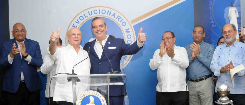 Abinader se acerca al poder con un PRM unido abinader