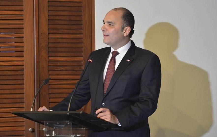 Enrique Paniagua large