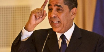 Espaillat acusa a Trump de jugar con la salud y seguridad de neoyorkinos
