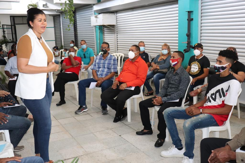 Altagracia González inicia proceso de motivación e inscripción líderes y dirigentes de Santiago INSCRIPCION ALTAGGRACIA GONZALEZ large