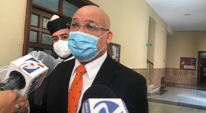 Marino Zapete demandará a Maybeth Rodríguez, hermana de Jean Alain Zapete