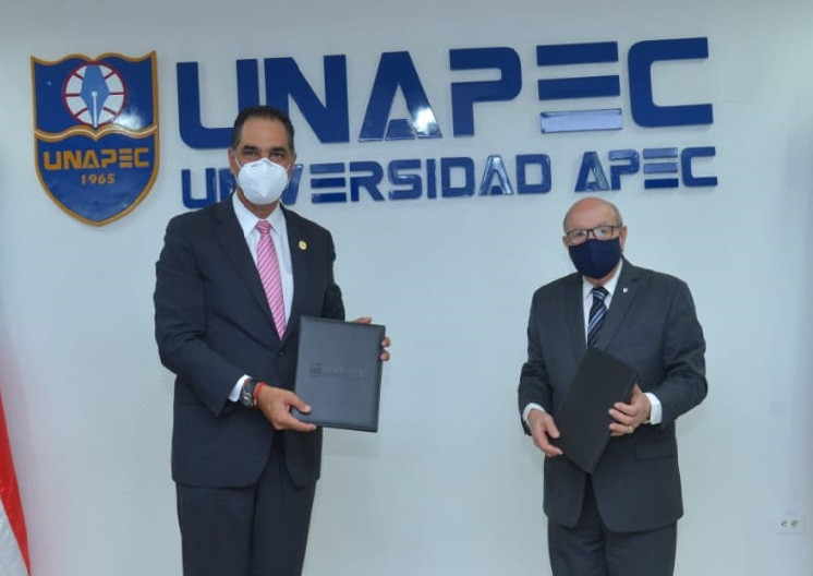 SeNaSa y Apec firman acuerdo para afiliar docentes y estudiantes; realizará jornada de afiliación la próxima semana Unapec large
