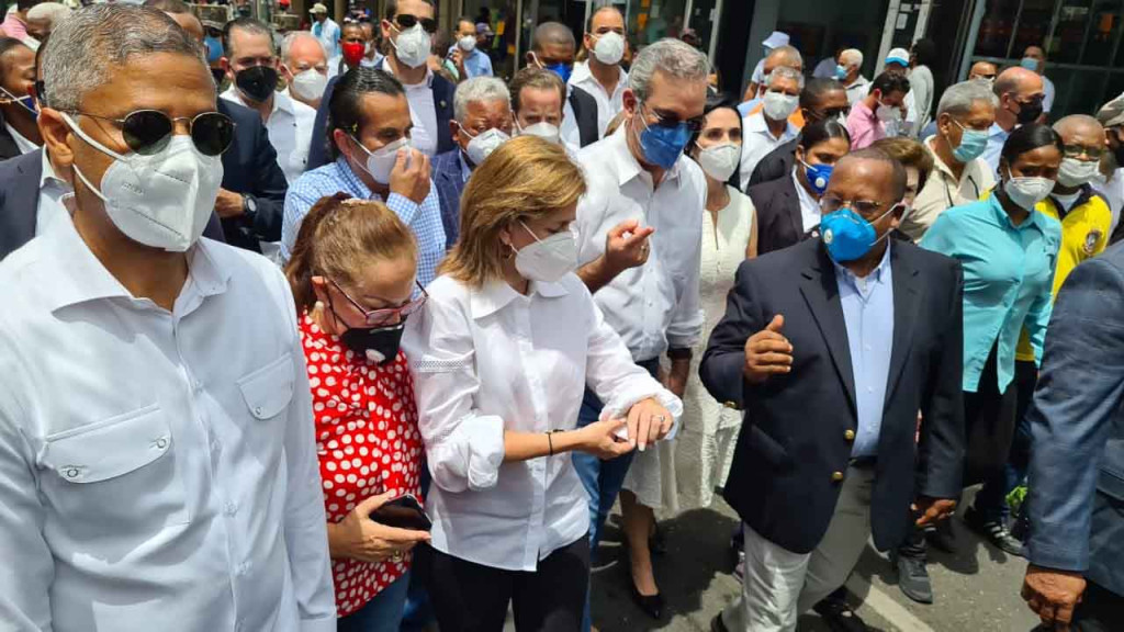 Último día del presidente Abinader en Santiago lo pasó como un ciudadano común y corriente abinader