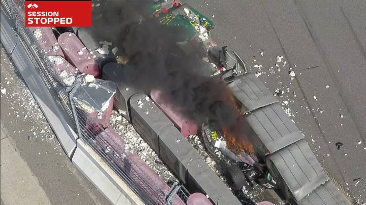accidente espeluznante pone fin a la carrera de F2 en Rusia large