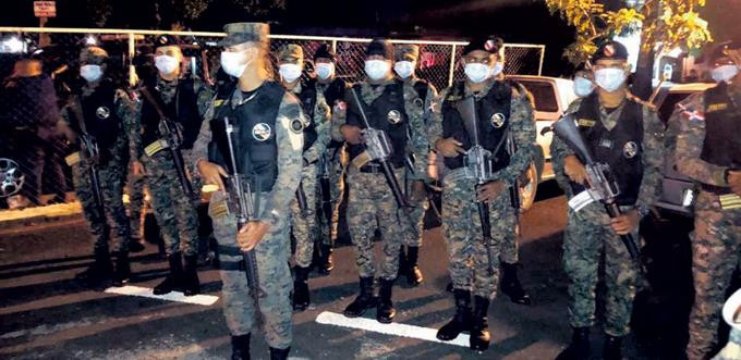 comando oficial toma carcel de la victoria large