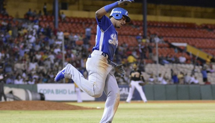 erick mejia large