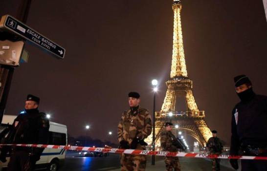 Evacúan la Torre Eiffel por alerta de bomba whatsapp image 2020 09 23 at 7 48 21 am 14835785 20200923075118 large