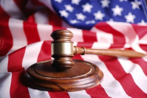 En NY abren cortes inmigración, se prohíbe usar fundas plásticas y un aumento 10% en restaurantes 24ca91de 2 5f8d8dd62c7c9 large