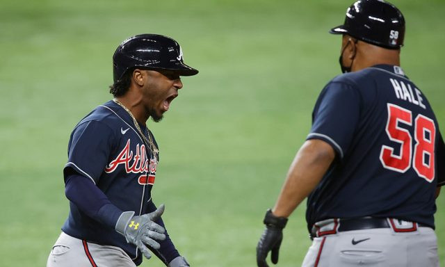 Freeman y Albies dan jonrones y los Bravos toman el comando 2-0 37f57c1e ozzie albies 5f86717008d16 640x384 1 large