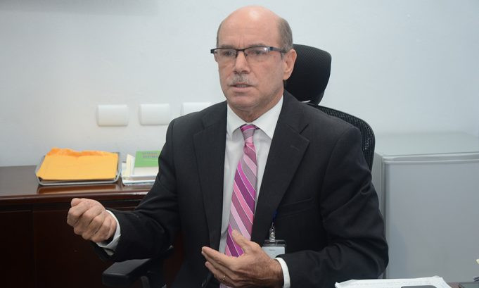 4fc199d4 alfred cruz freno de licitaciones tiene estancada entrega de medicamentos de altos costos jr 6 5f7d275bc5e80 681x409 1 large