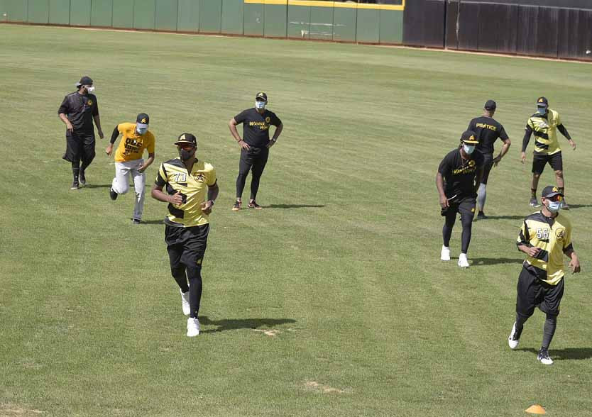 Águilas Cibaeñas inician vuelo hacia la corona 22 Aguilas Cibaeñas inician vuelo hacia la corona 22 large