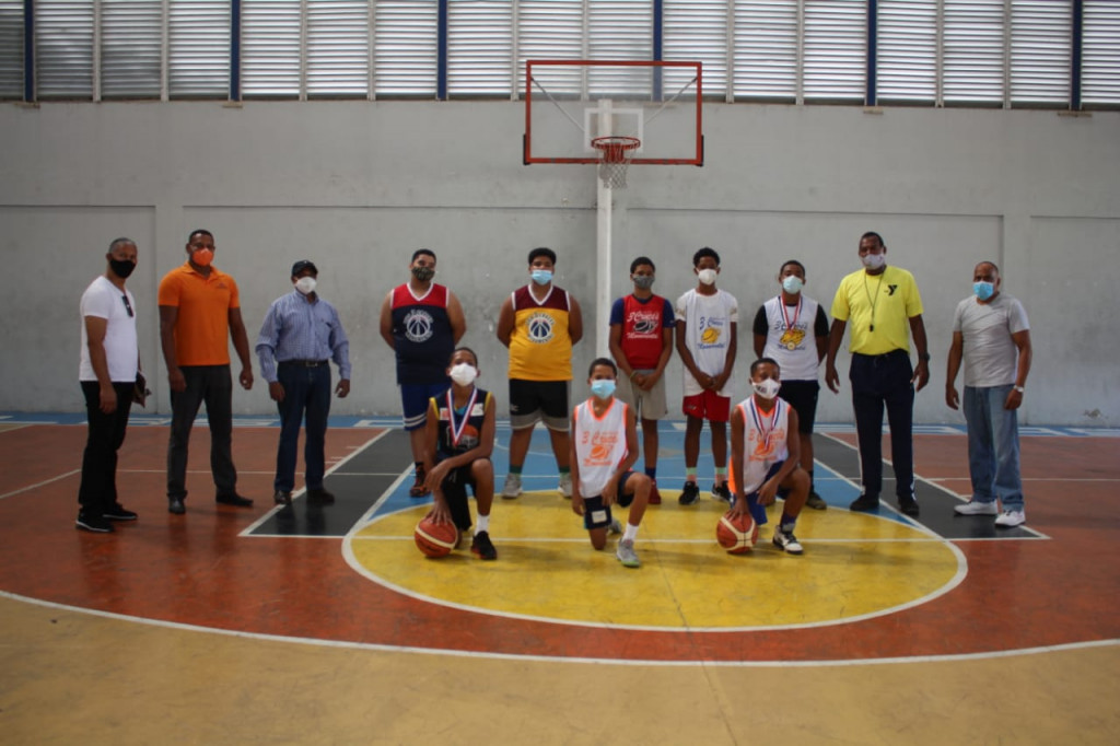 Atletas participantes en Las Carreras large