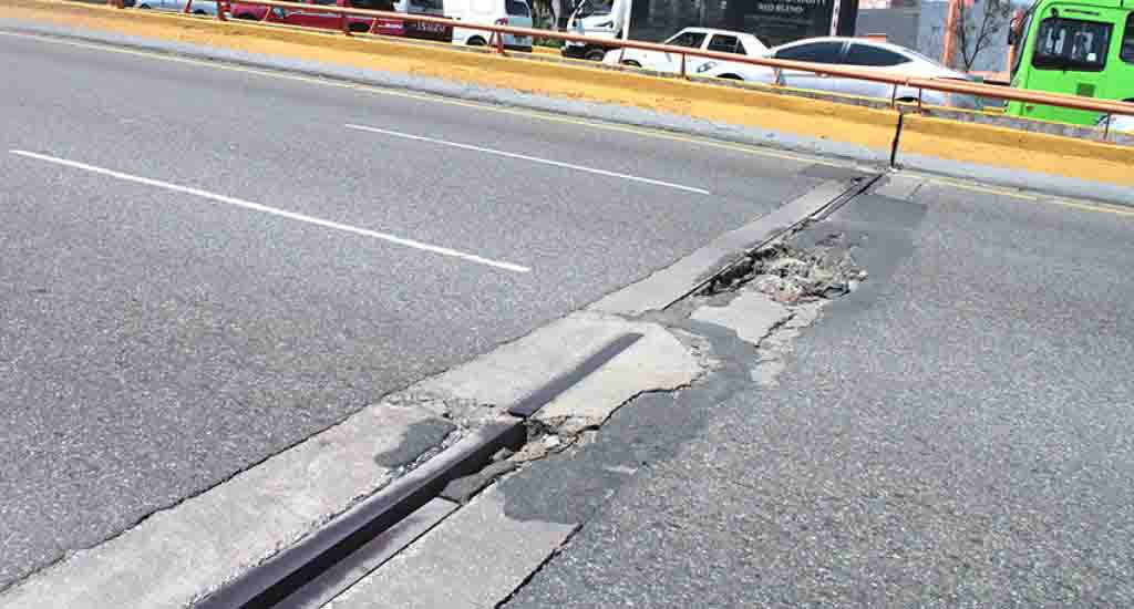 Expreso V Centenario carriles Oeste Este large