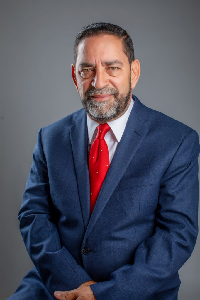 FOTO OFICIAL CONSUL ELIGIO JAQUEZ large