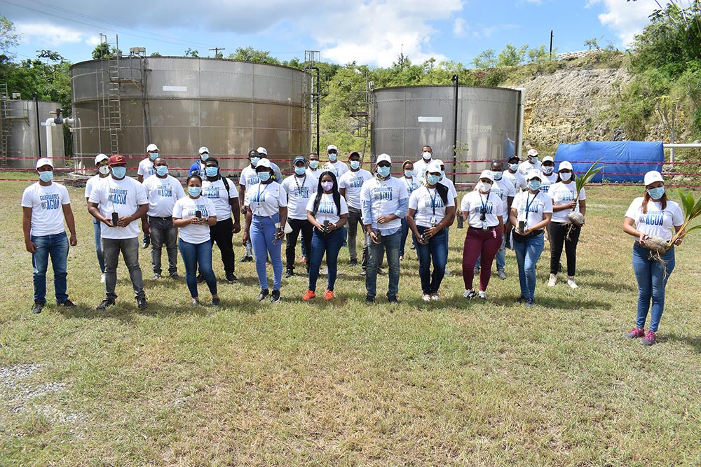 Fundación Ecológica Río Chavón realiza jornada de reforestación Fundacion Ecologica large