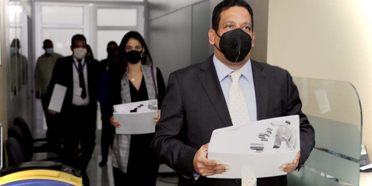 Paso a paso: Así fue entrega expedientes en Procuraduría por irregularidades INAIPI y Plan Social