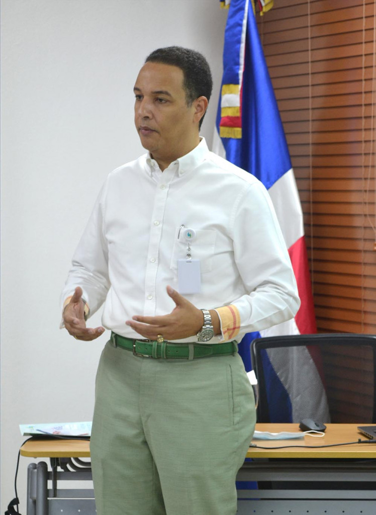Viceministro de Ahorro Energético exhorta racionalizar la energía Viceministro de ahorro de energia large