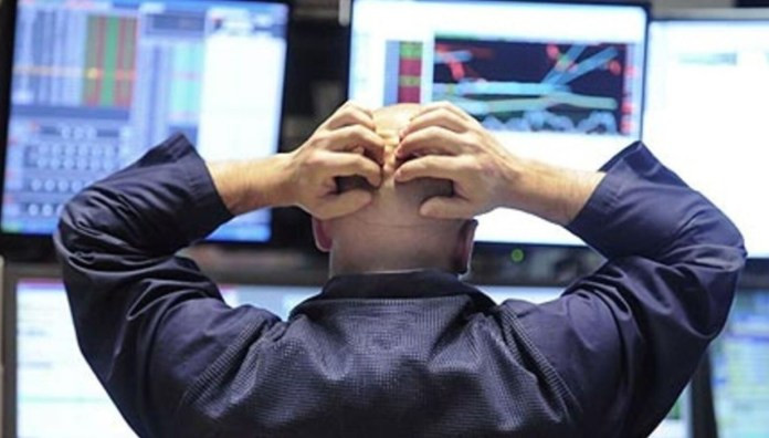 El positivo por covid-19 de Trump hace caer Wall Street Wall Street large