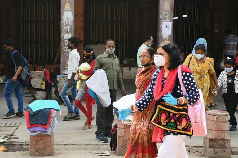 la india coronavirus large