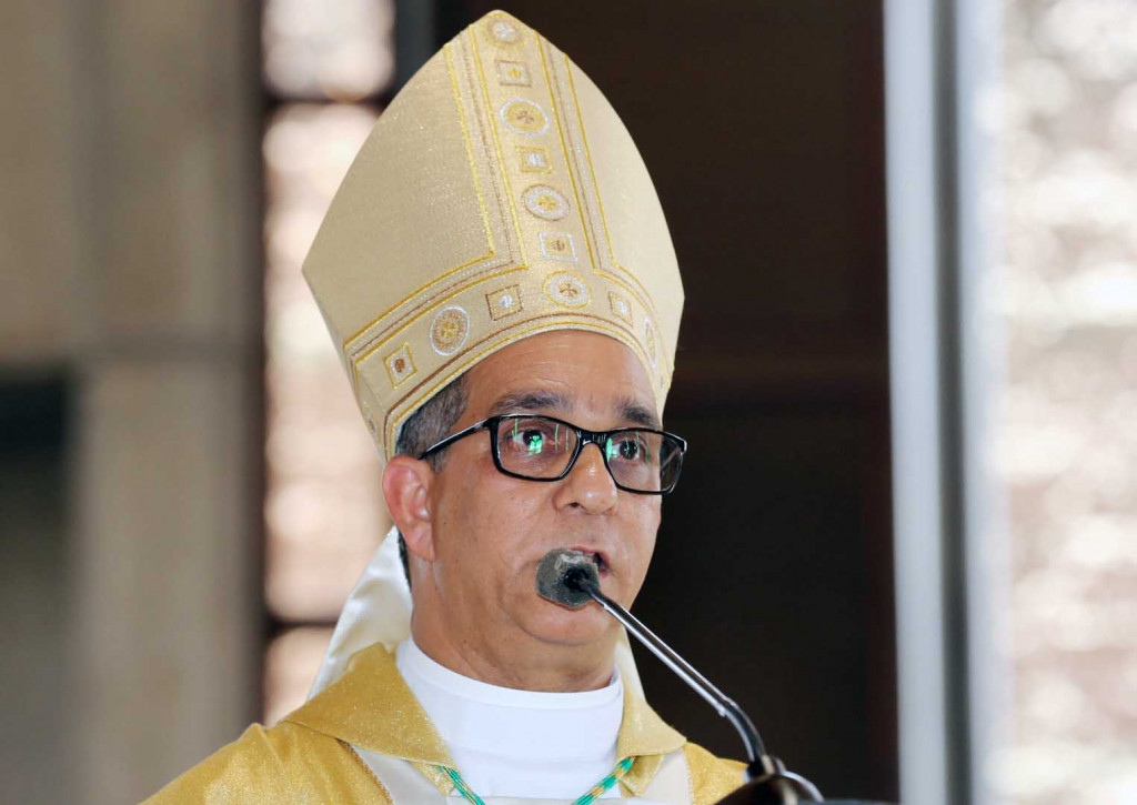 Obispo de La Vega propone a María Teresa Cabrera para Defensora del Pueblo monseñor Hector Rafael Rodríguez large