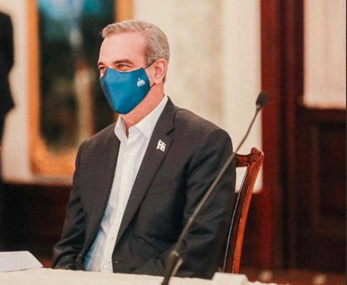 Presidente Abinader recibe cartas credenciales de embajadores qsedadad 5f91956f7551a 681x559 1 large