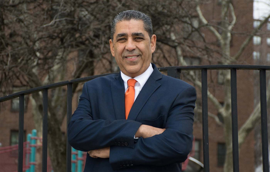 Adriano Espaillat