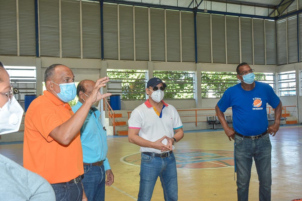 Alcalde Abel Martinez en clausura de la primera competencia large