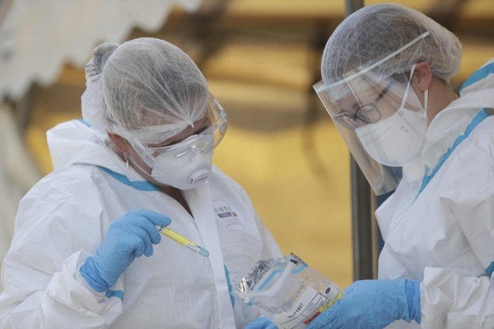 Salud Pública reporta 7 muertes y 855 nuevos casos de Covid-19 Coronavirus covid pandemia 696x464 1 large