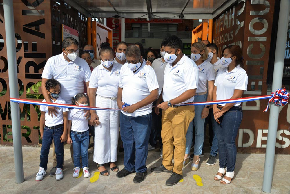 Inauguran Siblings Food Park, una nueva oferta turística, gastronómica y de diversión familiar en la zona norte Food park large