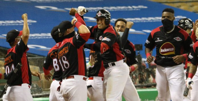 JOE DUNAND 2 e1606089626622 750x384 1 large