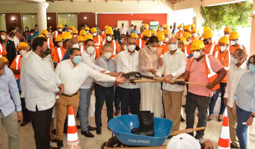 Ministro Deligne Ascención lanza programa Peón Caminero en la provincia La Altagracia Peon Caminero en la provincia La Altagracia large